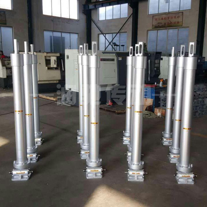 8臺聯動升降機推桿
